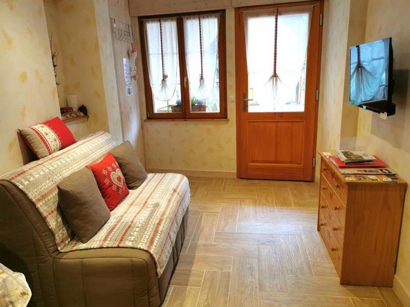 Chambres Suite D'Hote Divine Providence Винтсенайм Экстерьер фото